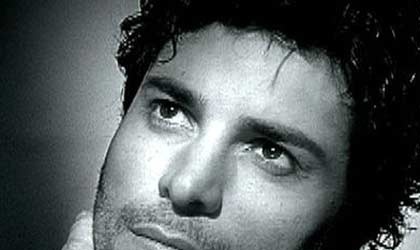 Chayanne alcanza disco de oro con nuevo �lbum en vivo
